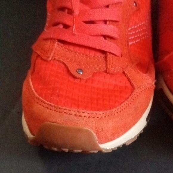 Diesel Bold Red Sneakers - Picture 6 of 15